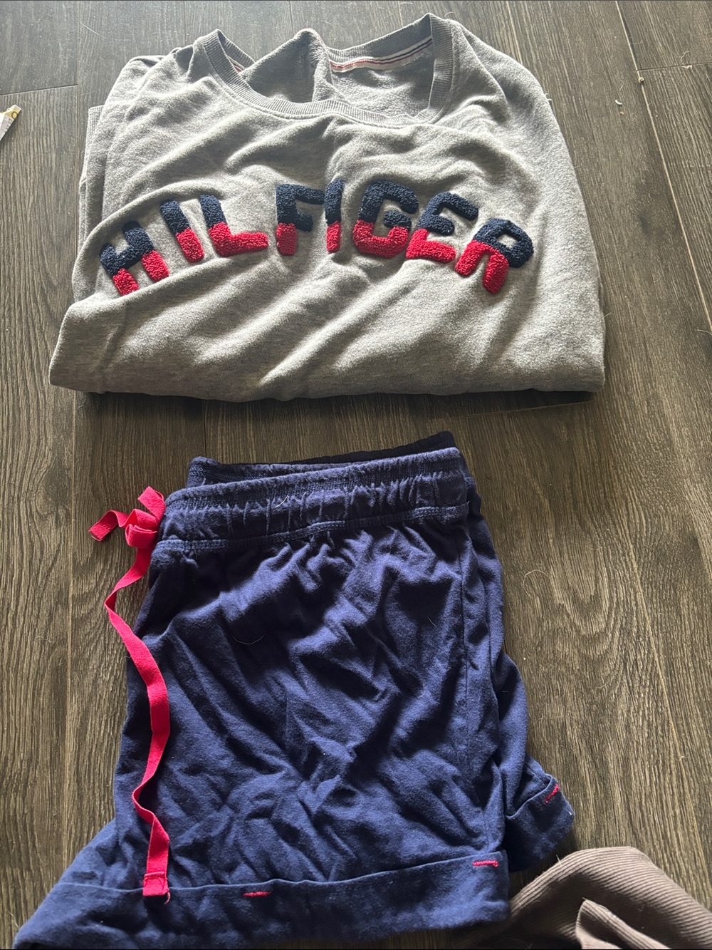 TH pj set small